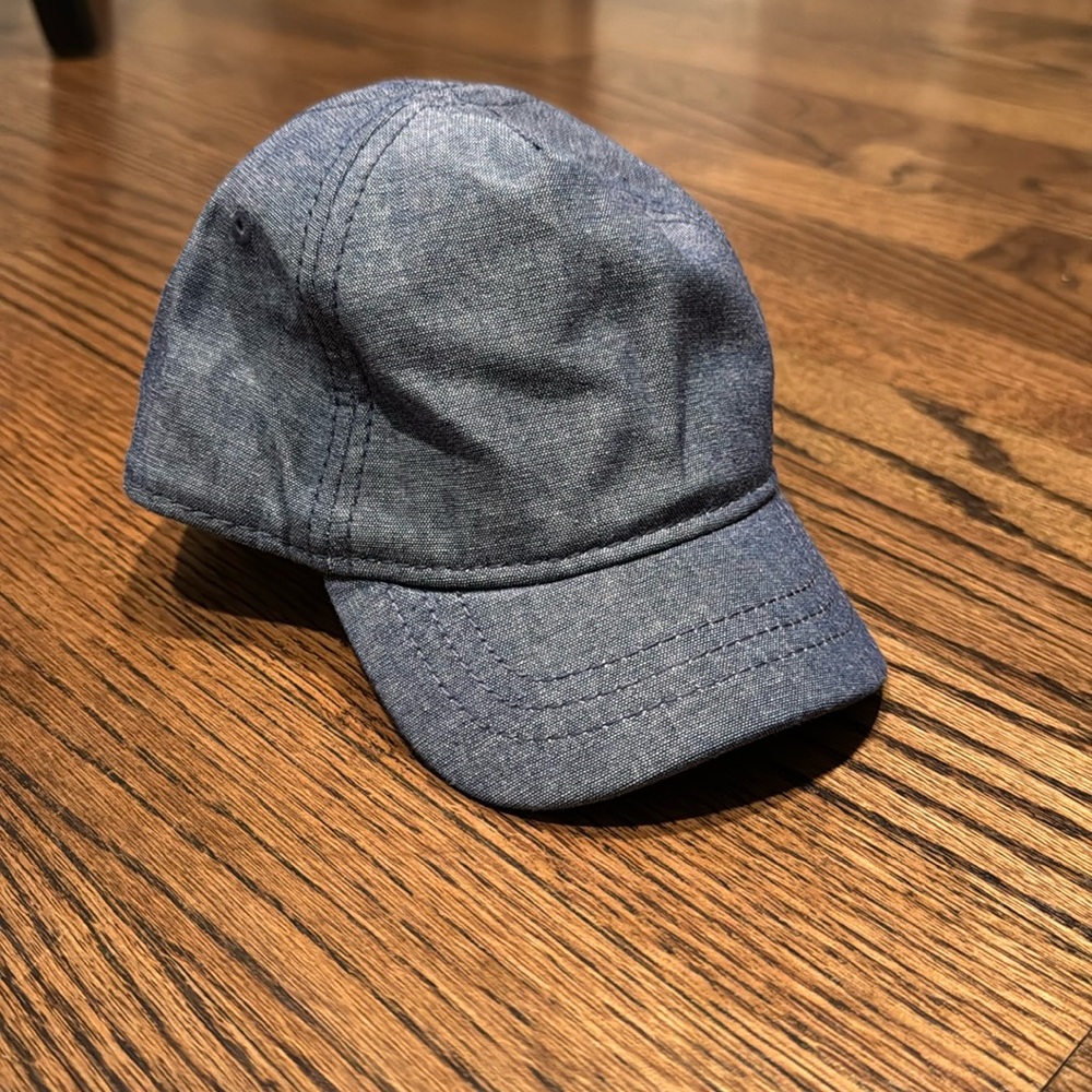 3/$10 - Old Navy Baby 0-6m Baseball Hat